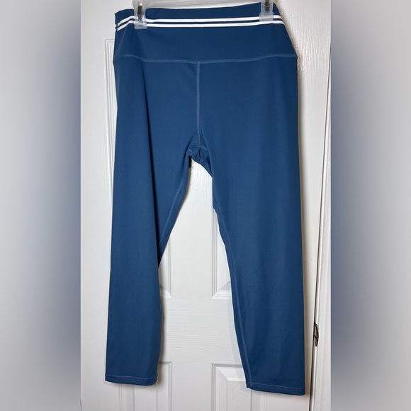 ZYIA *NWT* Women’s Slate Blue Stripe Luxe Size 20 leggings - Picture 1 of 6